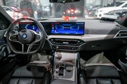 بي ام دبليو الفئة 3